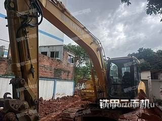 Shantui SE135-9W интерьер