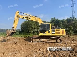 Komatsu PC240LC-8M0 сзади