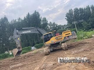 Volvo EC480DL спереди