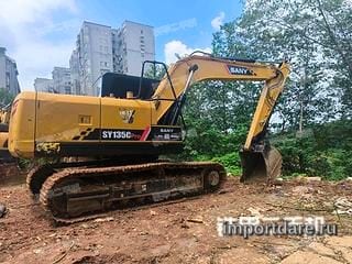 SANY SY135C спереди