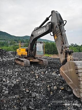 Volvo EC210D интерьер