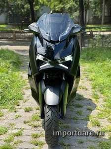 Yamaha Xmax сбоку