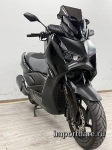Yamaha Xmax сзади