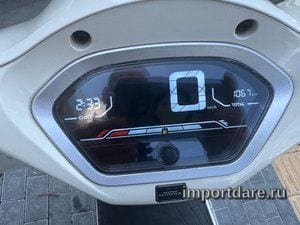 Sundiro-honda NS125LA сзади