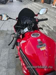 Honda CBR650R интерьер