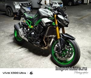 Kawasaki Z900 спереди