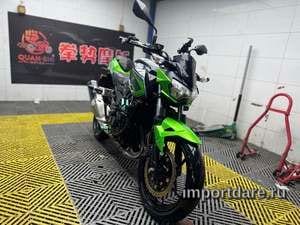 Kawasaki Z400 спереди