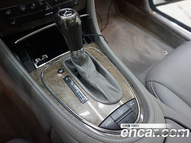 MERCEDES-BENZ CLS-CLASS W219 2008 — 170 000 км, серебристый, Корея — под ключ — фото 9