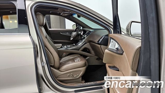 LINCOLN MKX 2018 — 153 703 км, золотистый, Корея — под ключ — фото 11