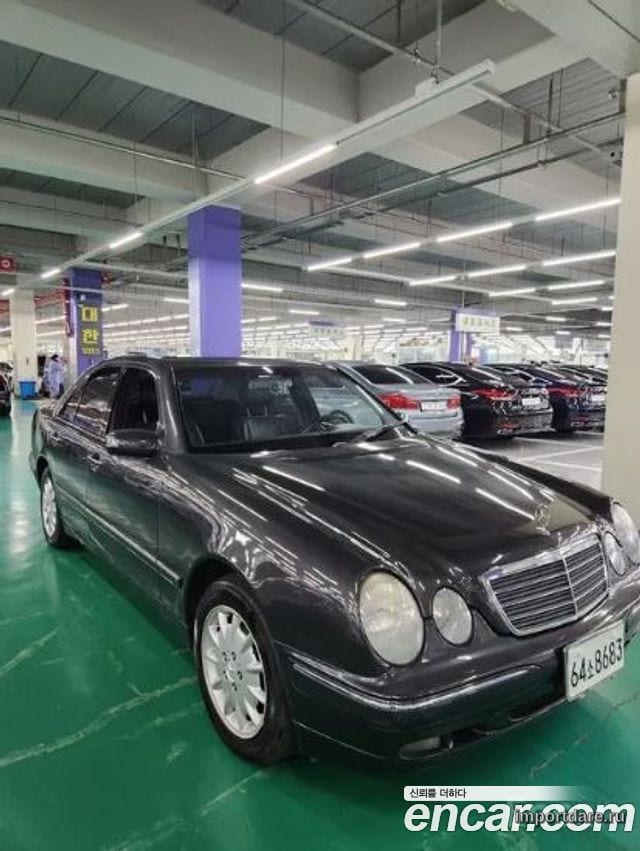 Mercedes-Benz E-Class W210 2001