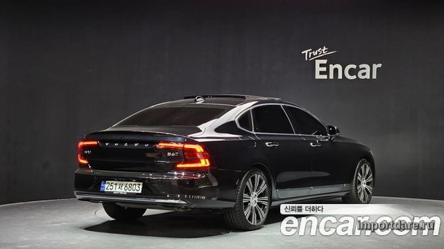 VOLVO S90 2023 — 12 709 км, чёрный, Корея — под ключ — фото 2