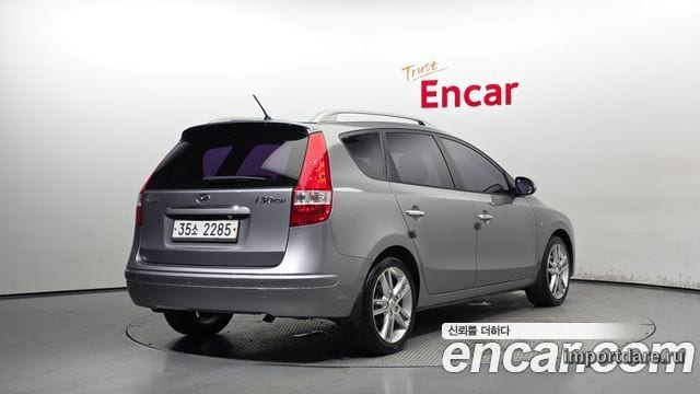 HYUNDAI I30 CW 2011 — 156 172 км, серебристо-серый, Корея — под ключ — фото 2