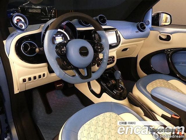 SMART FORTWO CABRIO 2019 — 10 000 км, голубой, Корея — под ключ — фото 4