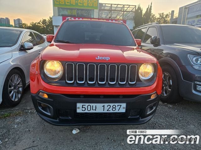 JEEP RENEGADE 2017 — 100 100 км, оранжевый, Корея — под ключ — фото 1