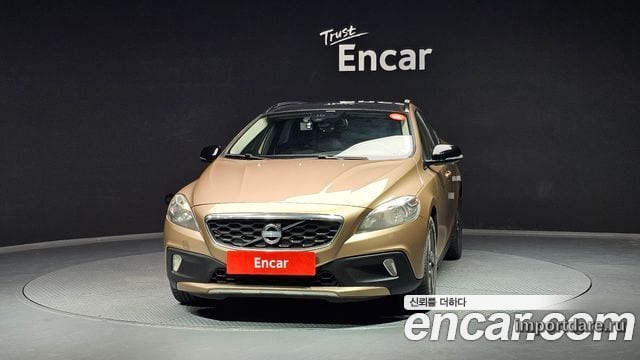 VOLVO V40 CROSS COUNTRY 2013 — 112 468 км, золотистый, Корея — под ключ — фото 3