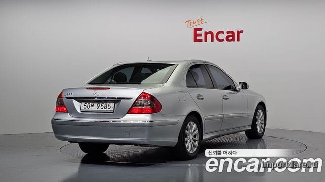 MERCEDES-BENZ E-CLASS W211 2008 — 138 927 км, серебристый, Корея — под ключ — фото 2