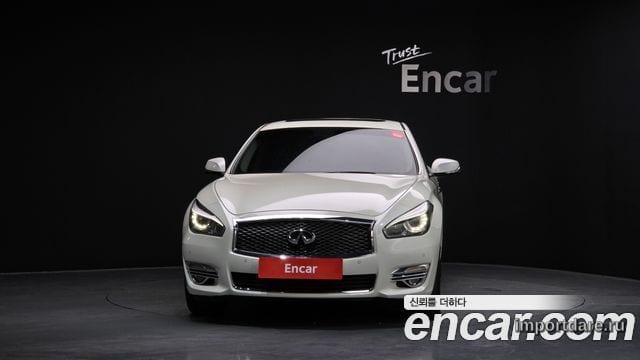 Infiniti Q70 интерьер