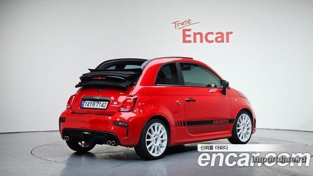 Fiat 500c спереди