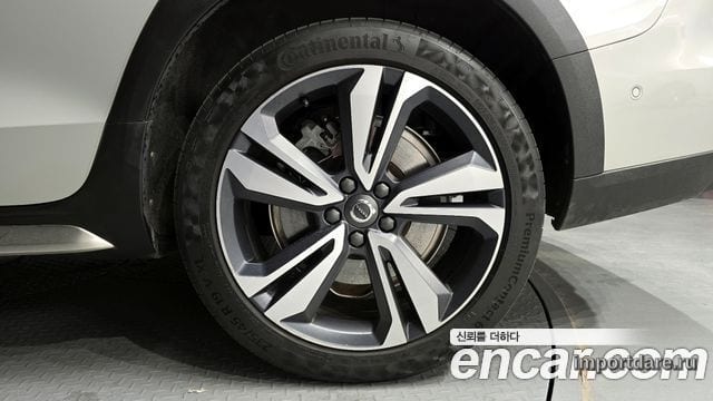 VOLVO V60 CROSS COUNTRY 2021 — 66 212 км, серебристо-серый, Корея — под ключ — фото 5