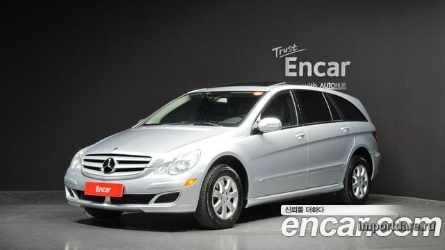 Mercedes-Benz R-Class сзади