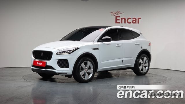 JAGUAR E-PACE 2018 — 32 891 км, белый, Корея — под ключ — фото 1