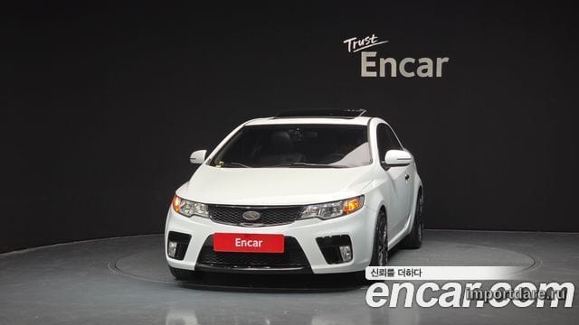 Kia Forte Coupe интерьер