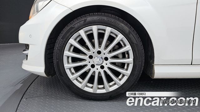 MERCEDES-BENZ C-CLASS W204 2014 — 145 471 км, белый, Корея — под ключ — фото 5