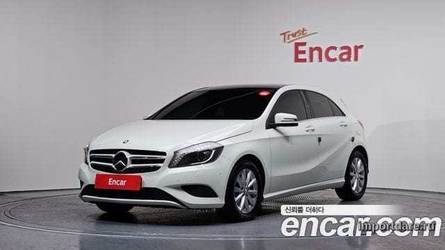 MERCEDES-BENZ A-CLASS W176 2014 — 90 911 км, белый, Корея — под ключ — фото 1