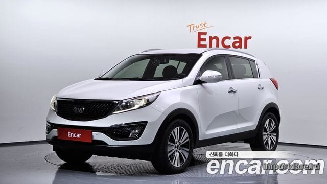 Kia Sportage R спереди