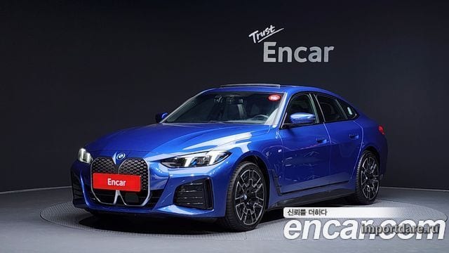 BMW I4 спереди