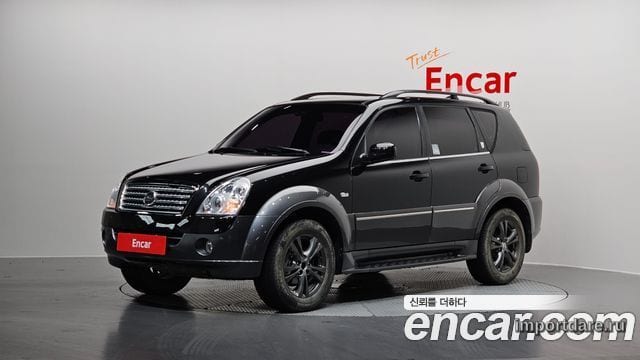 Kgm Super Rexton спереди