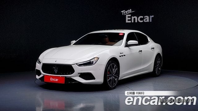 Maserati Ghibli 2022