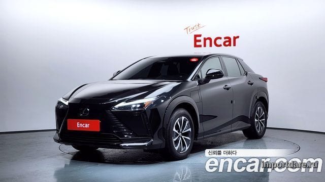 Lexus RZ450e 2023