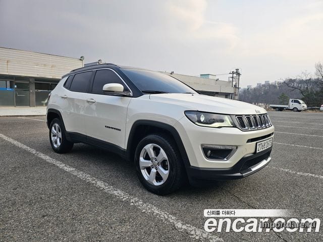 JEEP COMPASS 2019 — 69 500 км, белый-перламутр, Корея — под ключ — фото 3