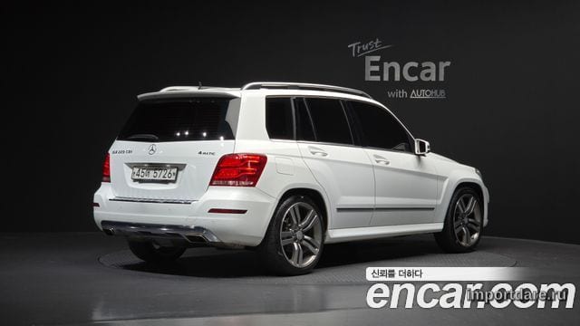 Mercedes-Benz Glk-Class сбоку