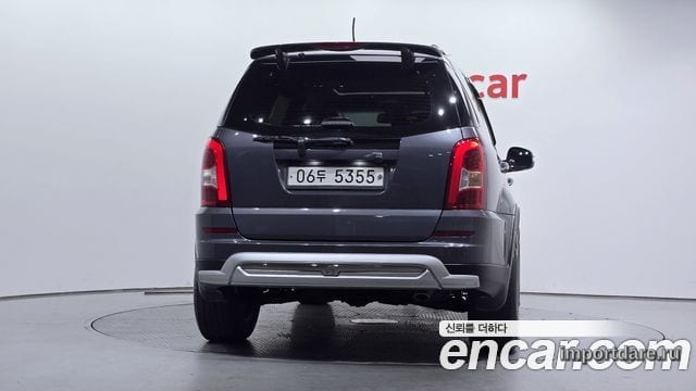 Kgm Rexton W сзади
