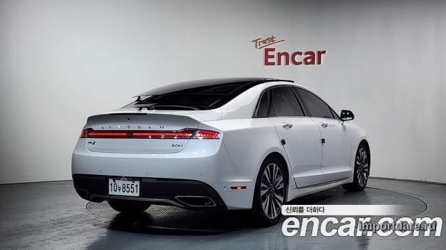Lincoln Mkz сбоку