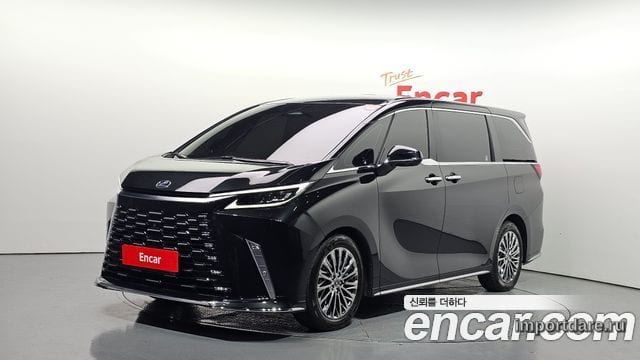 Lexus LM 2025