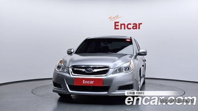 Subaru Legacy интерьер