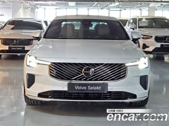 Volvo S90 интерьер