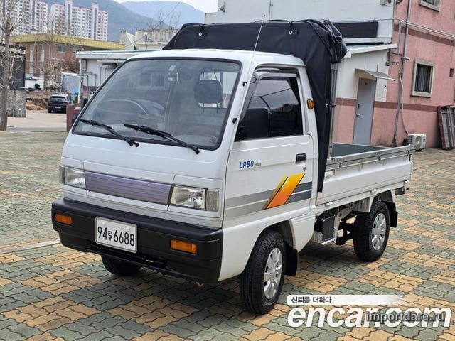 Chevrolet Labo сзади