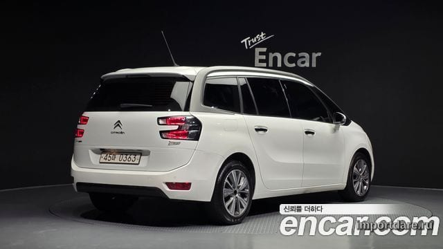 CITROEN GRAND C4 PICASSO 2017 — 84 564 км, белый, Корея — под ключ — фото 2