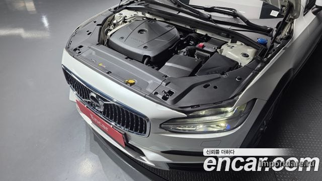 VOLVO V90 CROSS COUNTRY 2019 — 72 444 км, белый, Корея — под ключ — фото 6