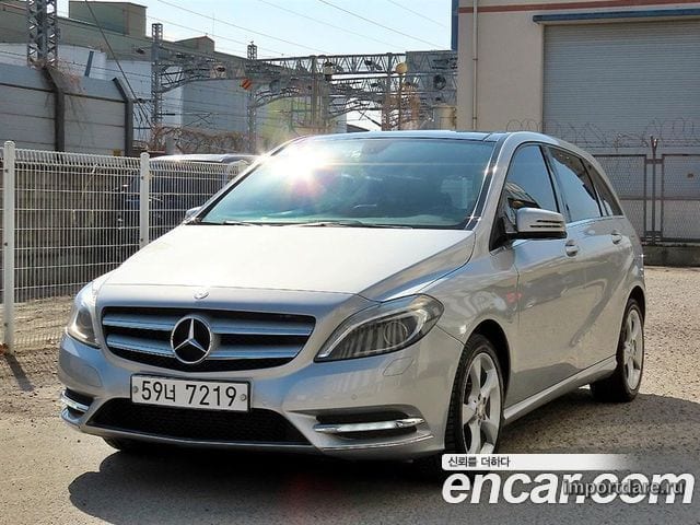 MERCEDES-BENZ B-CLASS W246 2013 — 117 450 км, серебристый, Корея — под ключ — фото 2