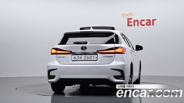 Lexus Ct сзади