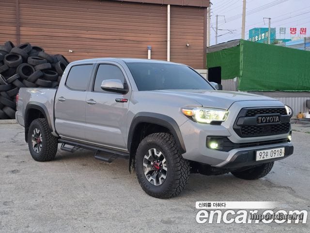 TOYOTA TACOMA 2018 — 133 300 км, Корея — под ключ — фото 6