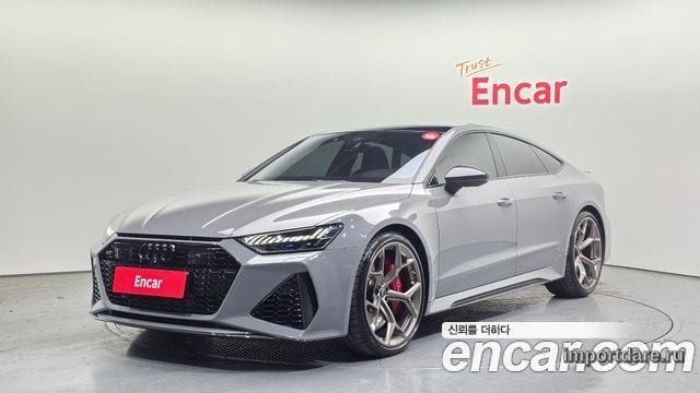 Audi Rs7 спереди