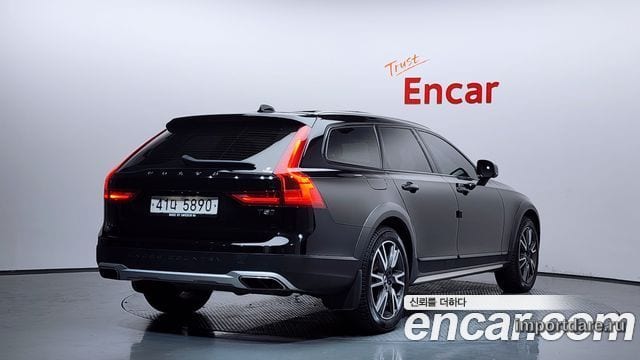 VOLVO V90 CROSS COUNTRY 2019 — 92 527 км, чёрный, Корея — под ключ — фото 2