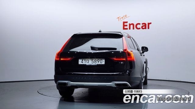 VOLVO V90 CROSS COUNTRY 2019 — 92 527 км, чёрный, Корея — под ключ — фото 4