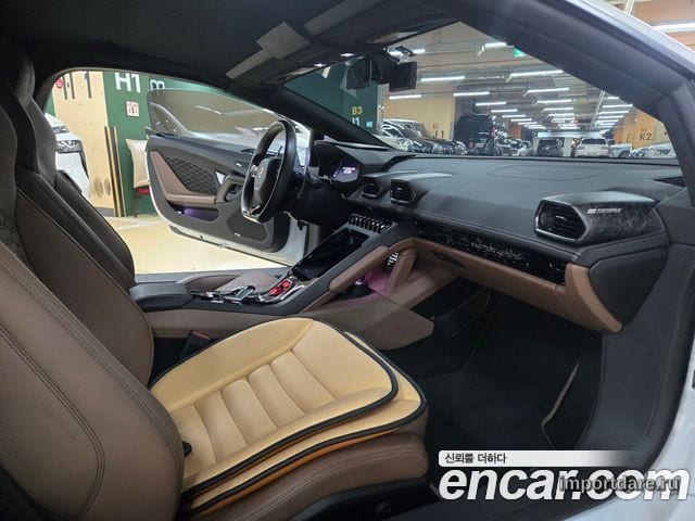 Lamborghini Huracan интерьер